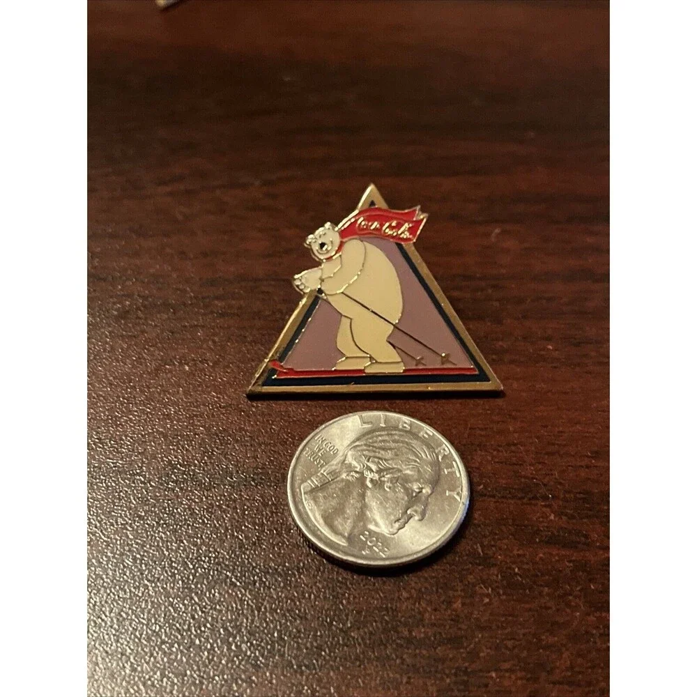 Coca-Cola Coke Polar Bear‎ Winter Skiing Lapel Pin